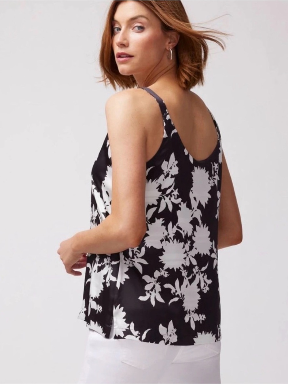 NWOT Reversible White House Black Market Black and White Floral Satin Camisole